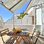 شقة Amazing View With Pool By Homing *