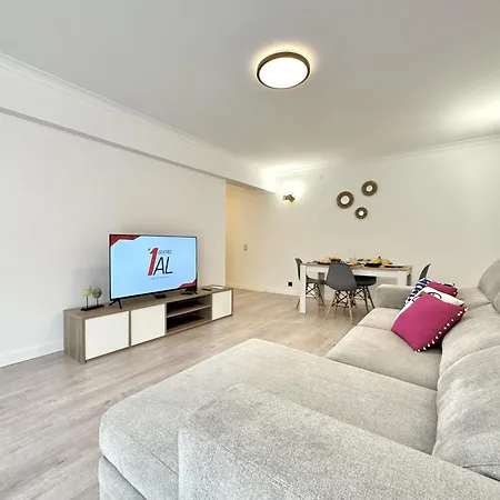 Apartamento Amazing View With Pool By Homing *